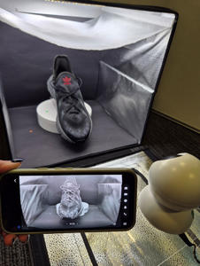 A trainer being 3D imaged 