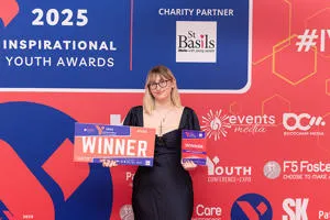 Aurelia with her award 