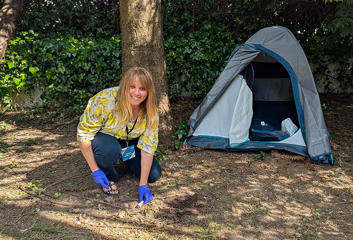 Professor Gwinnett recently delivering wildlife crime scene training