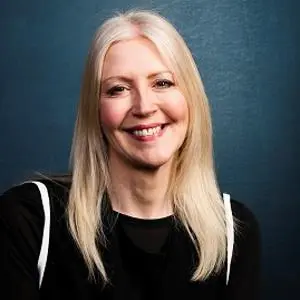 Dr Julie King