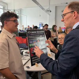 Gareth Snell MP GradEX web