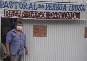 Brazilian man wearing a PPE mask