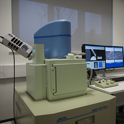 Photo of Scanning Electron Microscope (SEM) with Energy Dispersive Spectroscopy (EDS)