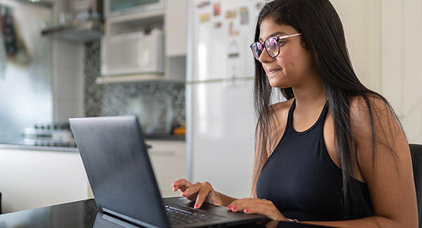 female-laptop