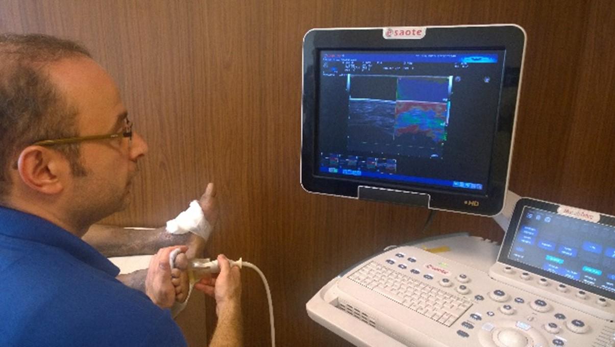 Picture showing ultrasound elastography in process